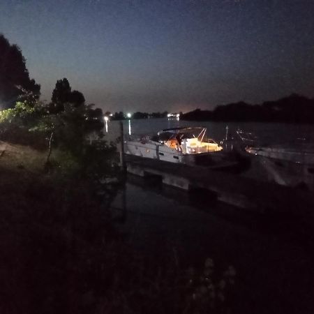 ホテル Cristina フィウミチーノ エクステリア 写真
